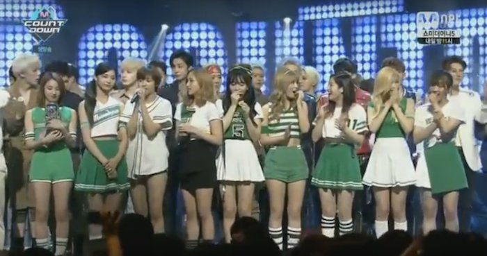 MUNKYPOPCOM's tweet photo. RT @soompi: WATCH: TWICE Takes #CheerUp7thWin And #TWICE1stTripleCrown On “M!Countdown"
https://t.co/fimcPnbPFG https://t.co/i7Wog4RzKD