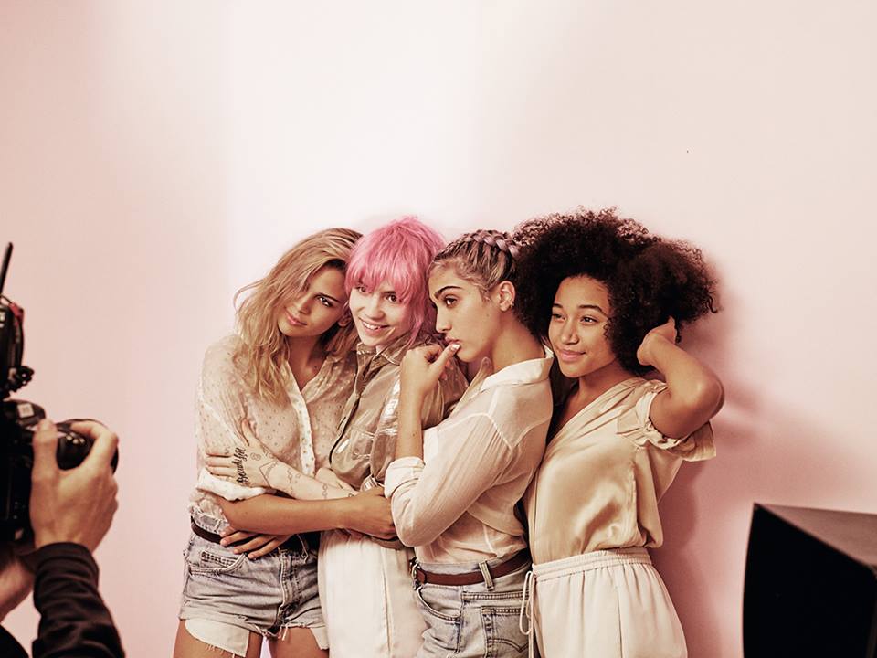 Free spirited and fearless.... Together you are stronger! X Stella

Discover #POPNOW: stell.am/1WFalAp