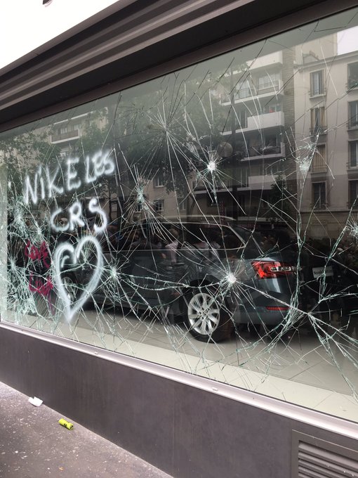 Voir l'image sur Twitter