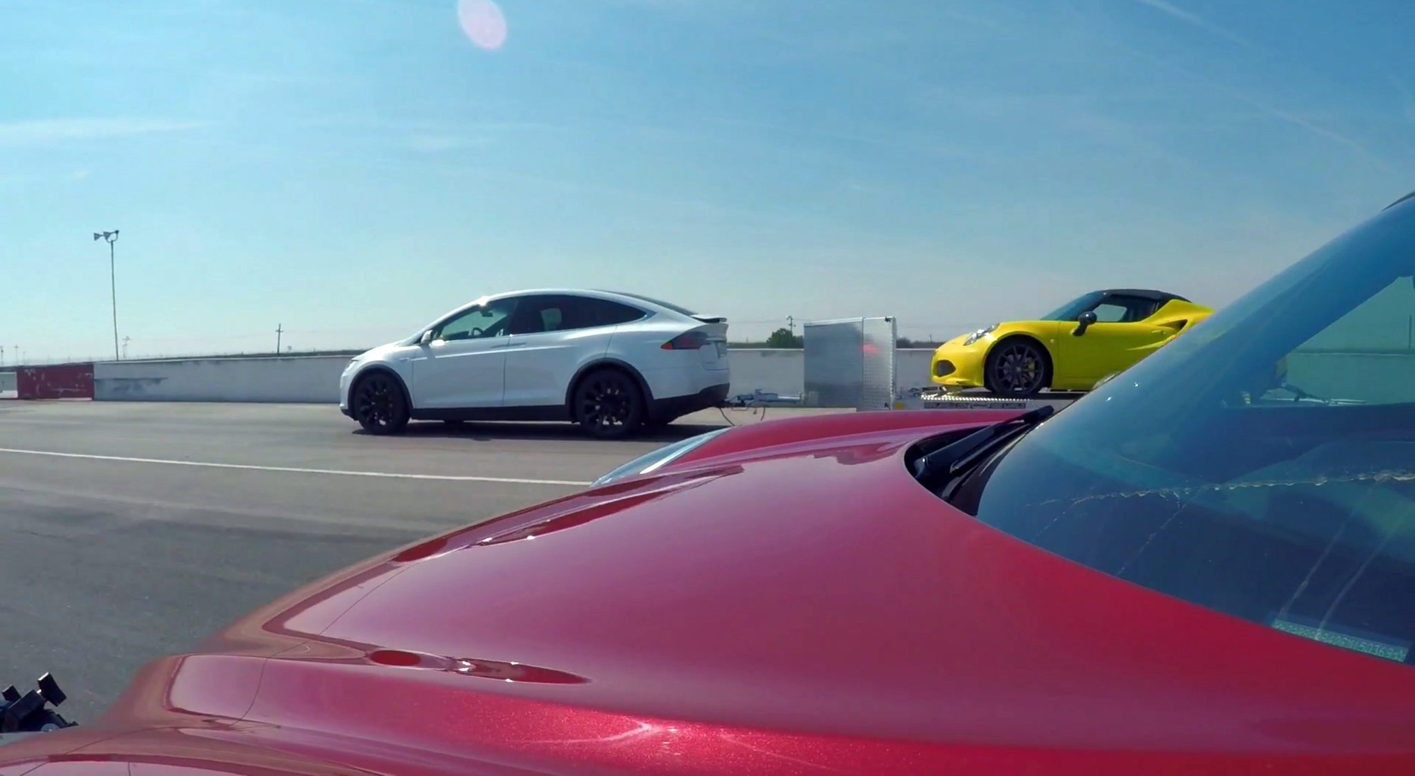 Core77 On Twitter Tesla Model X Beats Supercar In Drag