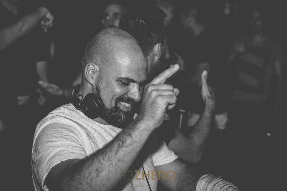 ViciousRadioOfl's tweet photo. De 21 a 22 #DeepGarage con @Nacho_Almagro en #ViciousRadio > https://t.co/56PqNY7hxw https://t.co/baP479EAHT
