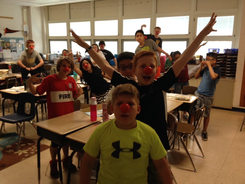 Melton5G's tweet photo. 5th Grade cares about kids around the world! #RedNoseDay #WeAre44 #Madsion44 https://t.co/hLfl1ARkxW