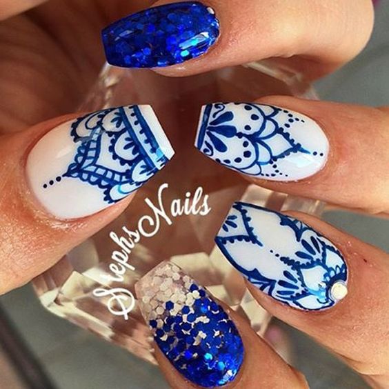 yndaco's tweet photo. #NailArt dai colori meravigliosi https://t.co/yNw1oSixkP