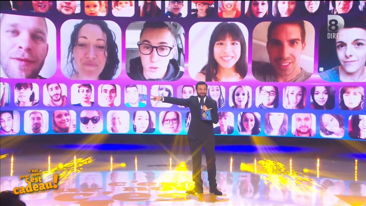 TBT9_W9's tweet photo. Vous êtes tous là dans l'écran !! #CPourNousCCadeau https://t.co/kZ8N5gYrcI