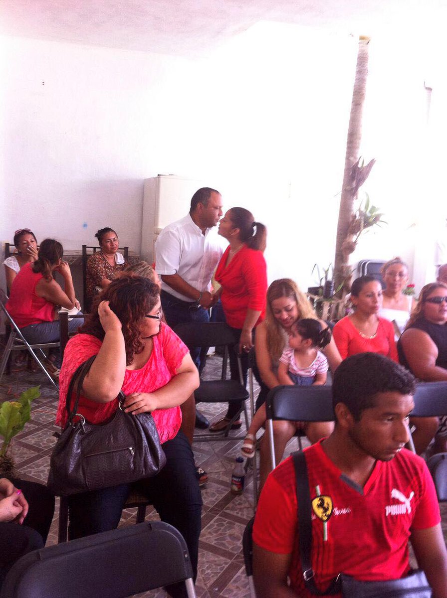 noemartineznov's tweet photo. Intensificamos las labores de promoción de nuestros candidatos a días de concluir la campaña @MauricioGongora https://t.co/Q0h2QMoWZl