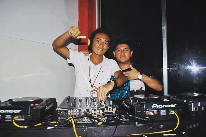 producerpassion's tweet photo. B2B w/ @zonnyw #GreylionTwoyears #tbt Warn Up "Grey Lion Two years (Jsanz - Tony Dark Eyes) @greylionrecords #EuroC… https://t.co/6WQtCBJrAJ