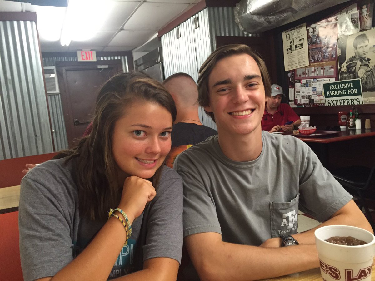 austinjacobs0's tweet photo. Happy birthday bud @AitkenAshley https://t.co/bfCsaCvaaL
