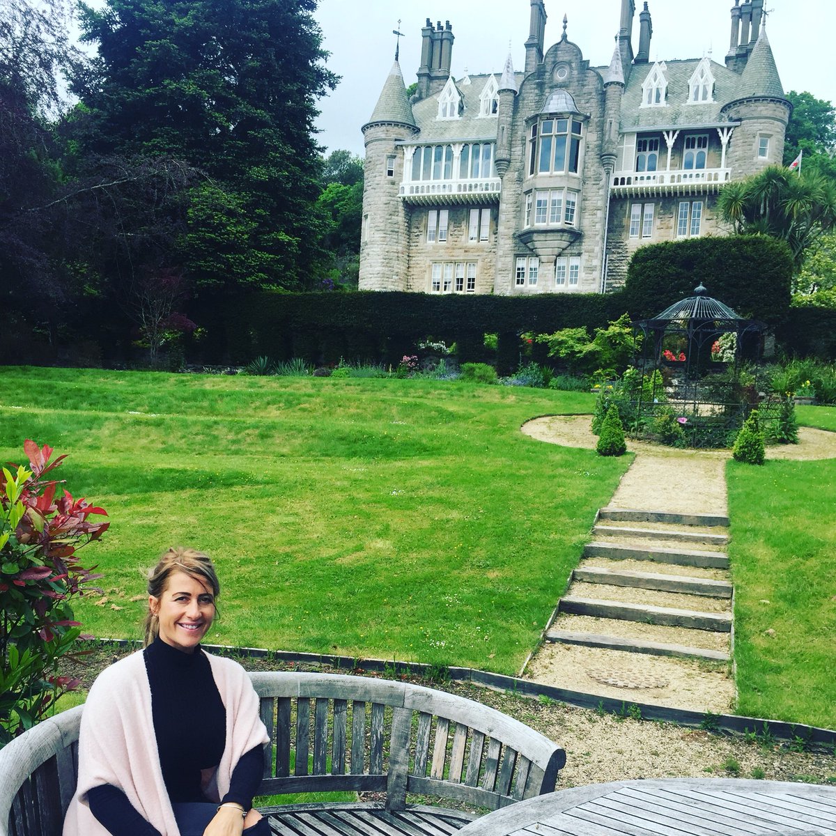 Jenrichards tweet media