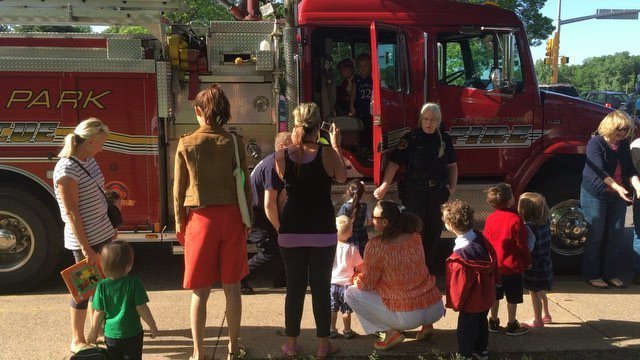 AFireStation's tweet photo. Came across this fire video, not mine..enjoy..What a great way to start the day! Our students learned about #firesa… https://t.co/0uqv2PGzDT