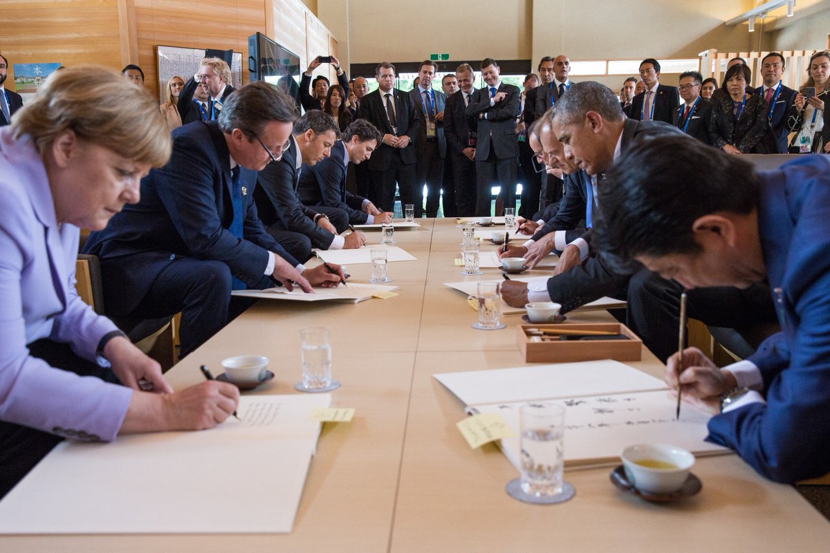 JustinTrudeau's tweet photo. Signing in. Je m’inscris. #G7 https://t.co/5m4qL5J9GK