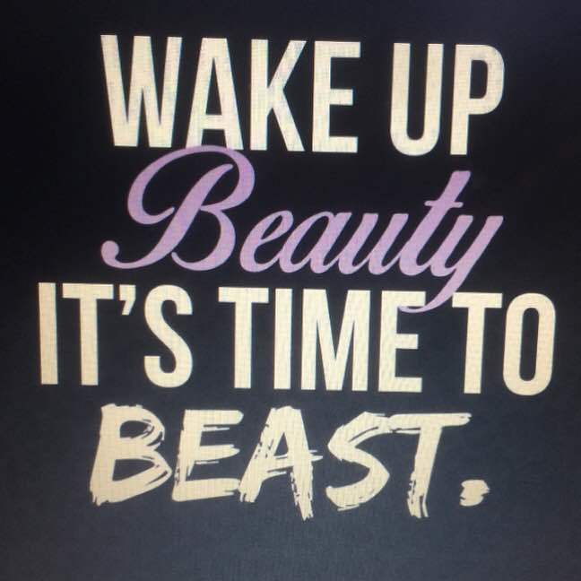 CatZingano's tweet photo. Rise and grind!!!! @UFC #alphacatzingano #alphacat2016 #ufc200 #zinganovspena #teamalph... https://t.co/CLfgze6Otb https://t.co/nTSvWBn7rr