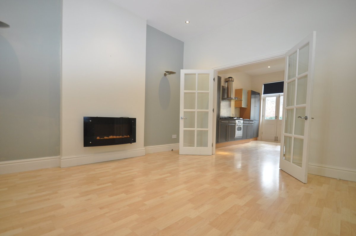 LentinSmith tweet media