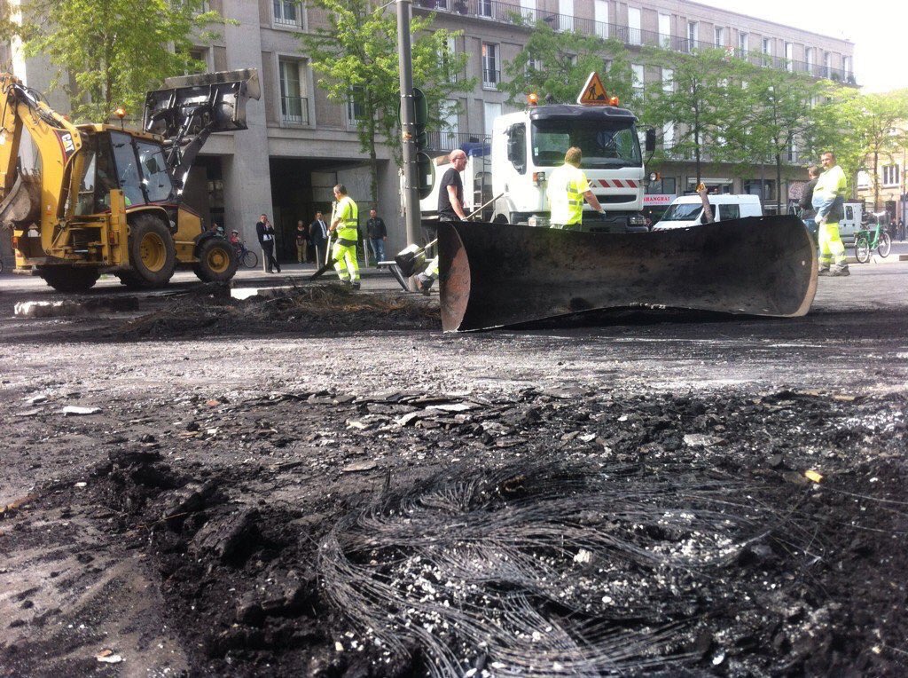 RenaudDeschamps's tweet image. Ils cassent ce que nous construisons.
Ils détruisent la confiance que nous installons.
Amiens mérite bien mieux.