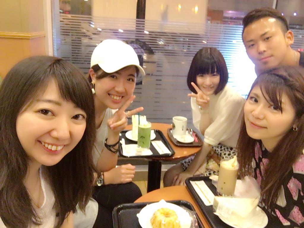 sakki03168080's tweet photo. #PromOsaka2017
今日もみなさんMTおつかれさま(*^^*)
このメンバーで過ごす時間めっちゃ好きやわ~。
こうして過ごす時間が増えていく度に、仲も深まってどんどん好きになる。
Promはそんな人たちに巡り会える場所。 https://t.co/9QU0gUWoog