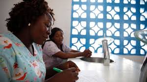 gbcnews_'s tweet photo. #WorldBank group launches #financingfacility to protect #poorcountries against #pandemics.https://t.co/AocrLrD3Ft https://t.co/MeX2D4Xnyp
