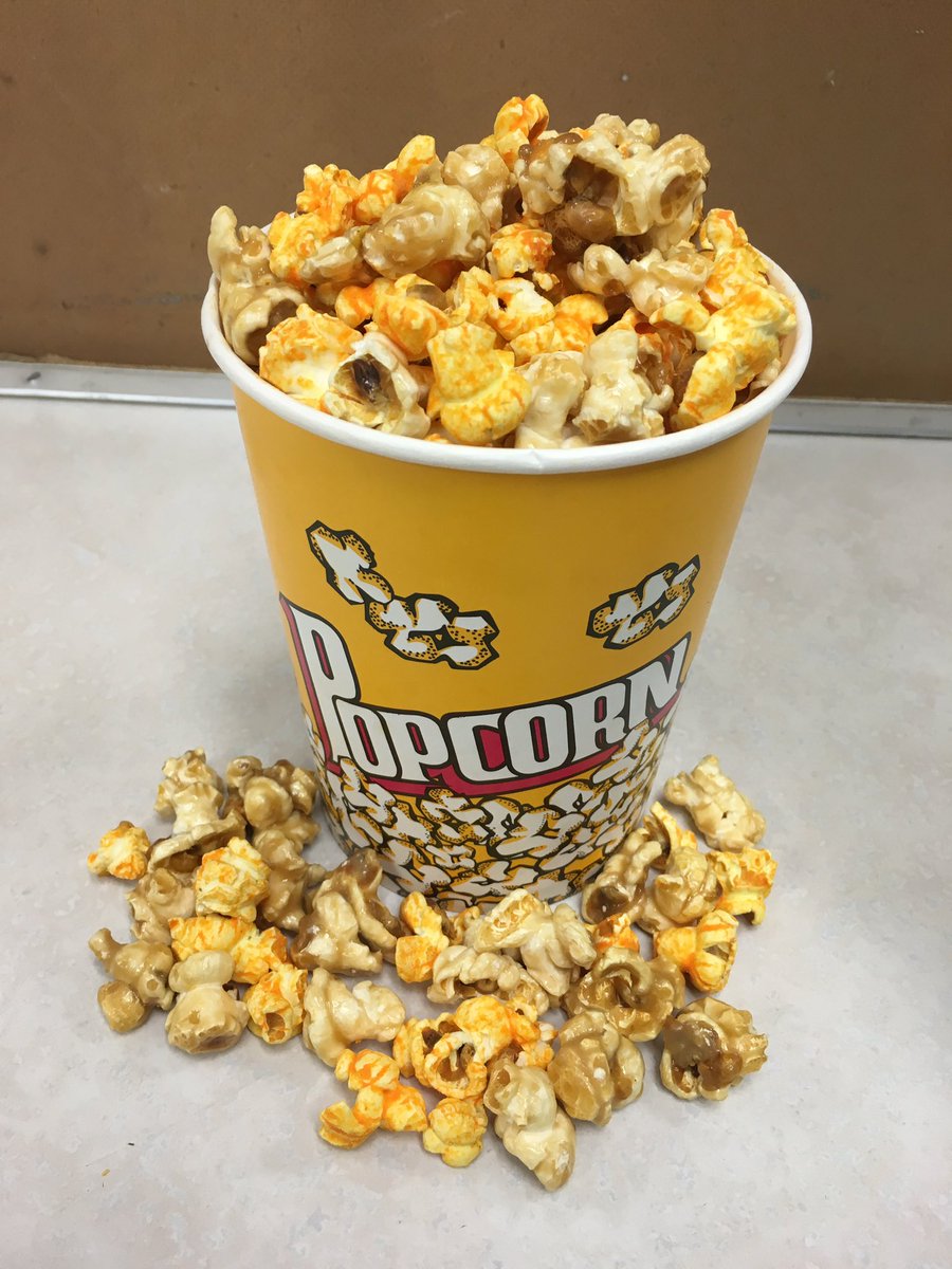 Enjoy soft or hard icecream in a waffle cone(made fresh daily)! We also have lots of other fun treats available too🍦