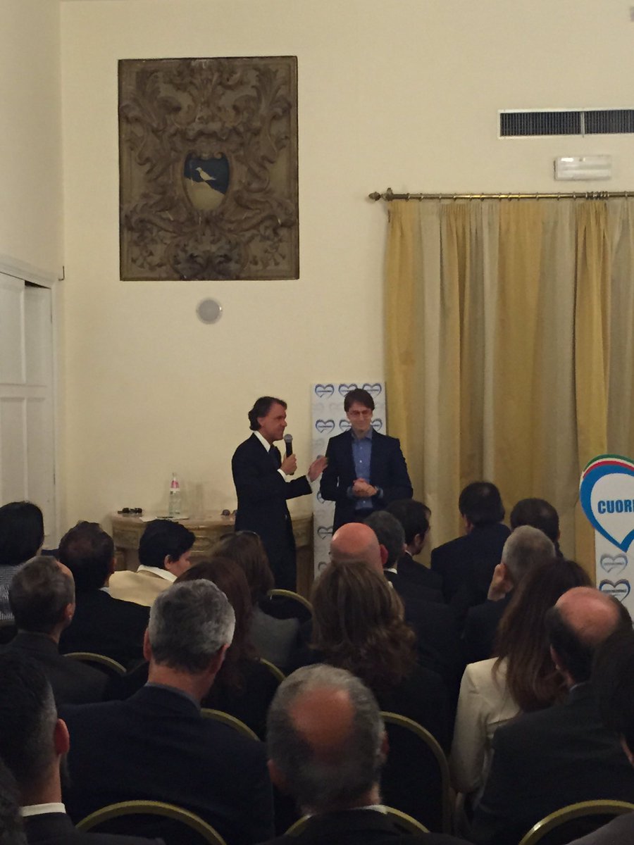 a_dimaso's tweet photo. Insieme a Vincenzo Onofri, candidato al IX municipio, insieme per la Nostra Roma #3CuoriPerRoma https://t.co/gwCpr0pSrW