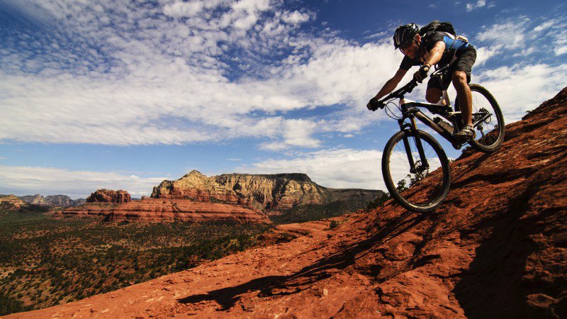 traildaze's tweet photo. 7 pieces of top-quality #MountainBike gear you can actually afford - https://t.co/cwikYehBKB https://t.co/thv5TGWlhH