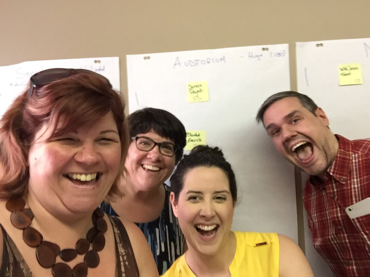 Had fun with the Niagara Youth Festival Team this morning! Lots of great workshops on the board! #NiagaraYouth2016