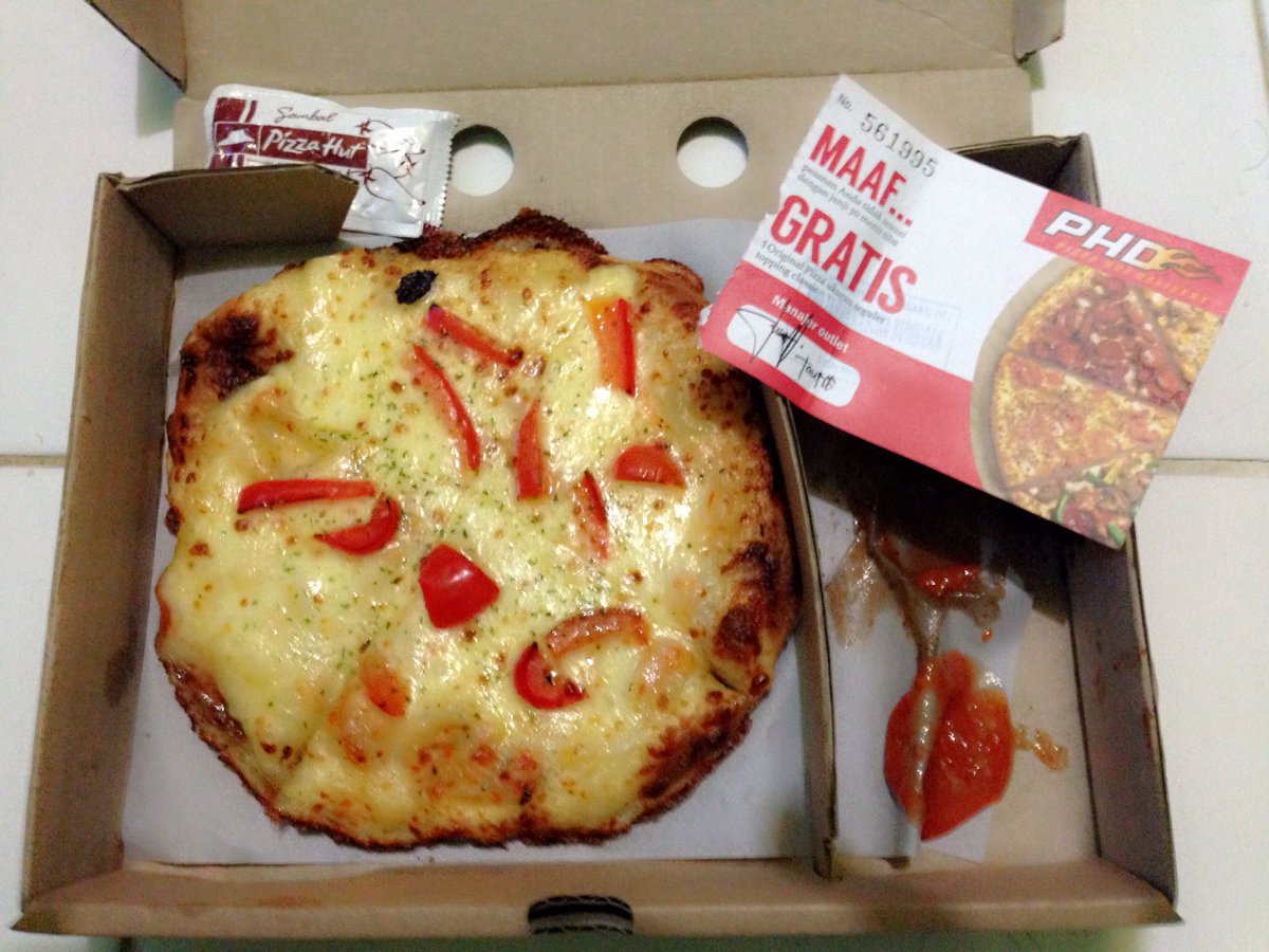 Makasih cemilannya.. @PHD_1500600 pleus kupon gratisnya 😊 dimaafkeun