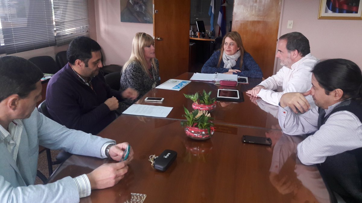mariluleverberg's tweet photo. @udpm_misiones planteó a Secret Gestión Educ Nac,la urgente atención a deudas x incumplimient Acta firmada c/gremios https://t.co/Chf33cDKOK