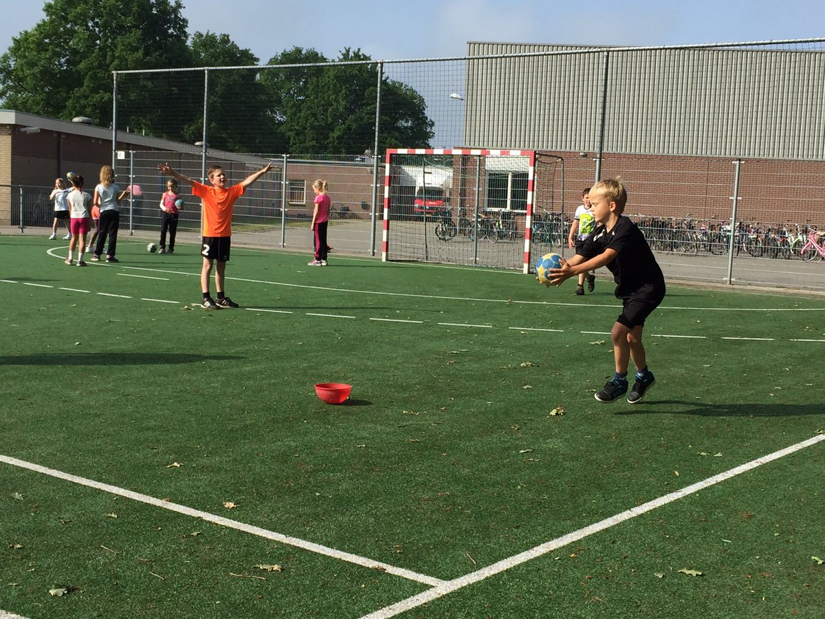 OBSHeidepark's tweet photo. Superleuke en sportieve sportdag gehad met fantastisch weer!m.m.v@landstedesportenbewegen https://t.co/7zWJj2DhOi