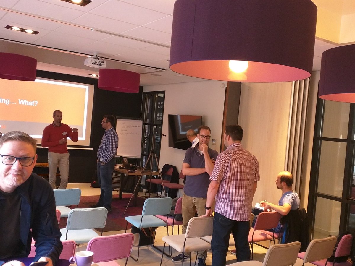 SDN_Community's tweet photo. #fixxup #meetup in Houten #mvpbuzz https://t.co/eiBc9ixjPM