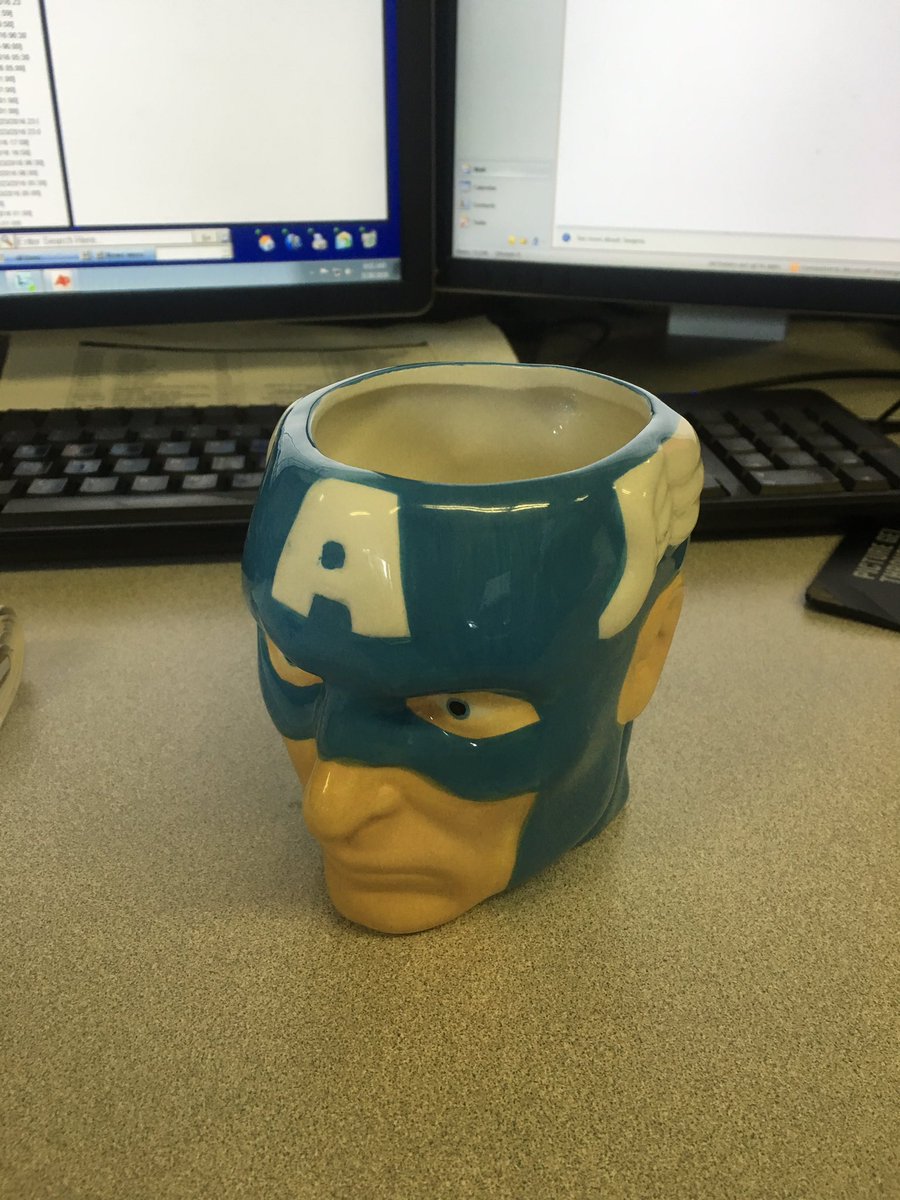 justnunez's tweet photo. But I just got this #CaptainAmerica coffee mug...
#SayNoToHYDRACap #MugGameStrong https://t.co/Rwbs0Pxiuf