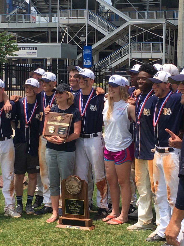 StablerPrentice's tweet photo. Baseball is family https://t.co/NLMnZwwk5p