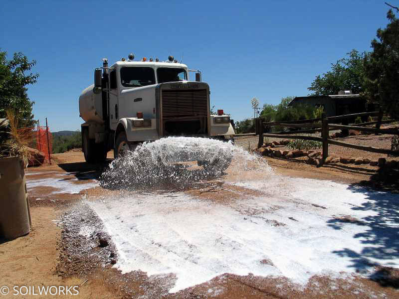 Soilworks's tweet photo. Stop #dust in its tracks with the help of our #Soiltac #dustcontrol solution https://t.co/wAuK0TMLmT. https://t.co/vf30CbJDwl