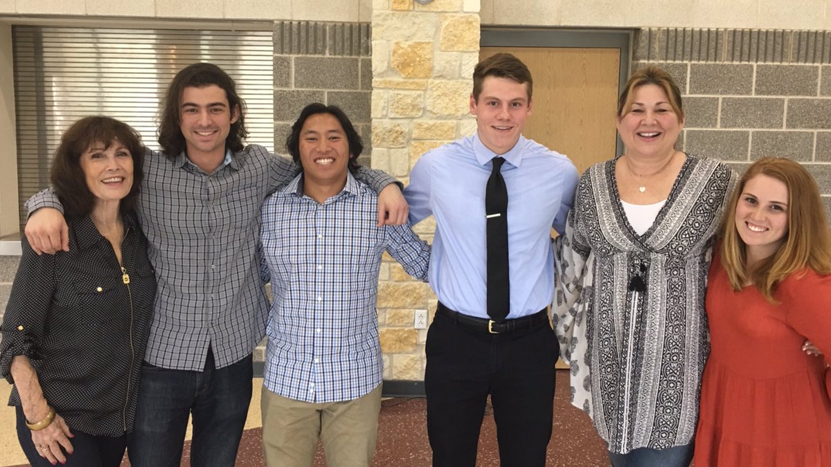 Congrats to <a href="/parker_jamail/">Parker Jamail</a> &amp; @TriHays for each being awarded the $500 Artie Chavez Memorial Scholarship!