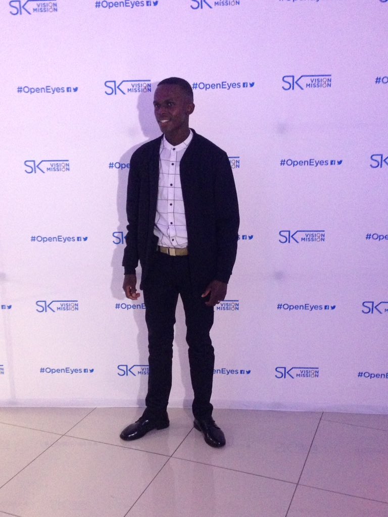 Screen Africa (@screenafrica) on Twitter photo #PhilaniTwala about to see his first movie after regaining his sight after 10 years #VisionMission <a href="/sterkinekor/">Ster-Kinekor</a> #PhilaniTwala about to see his first movie after regaining his sight after 10 years #VisionMission <a href="/sterkinekor/">Ster-Kinekor</a>