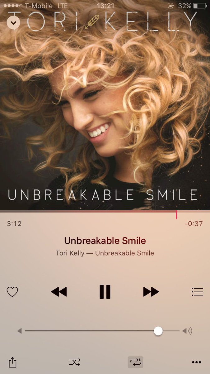 CiaraRenee8's tweet photo. This girl is #Slaying me today. #UnbreakableSmile #DailySlay #Slayly #Queen #Preach https://t.co/RJ2yPAfl8t