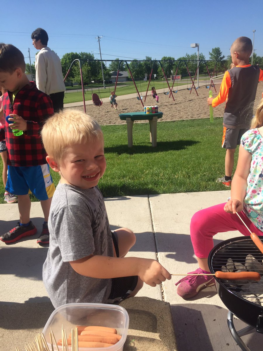 LinzkMrs's tweet image. More Camping Day fun!!! @CSEROCORI #cse2028 #csestrong