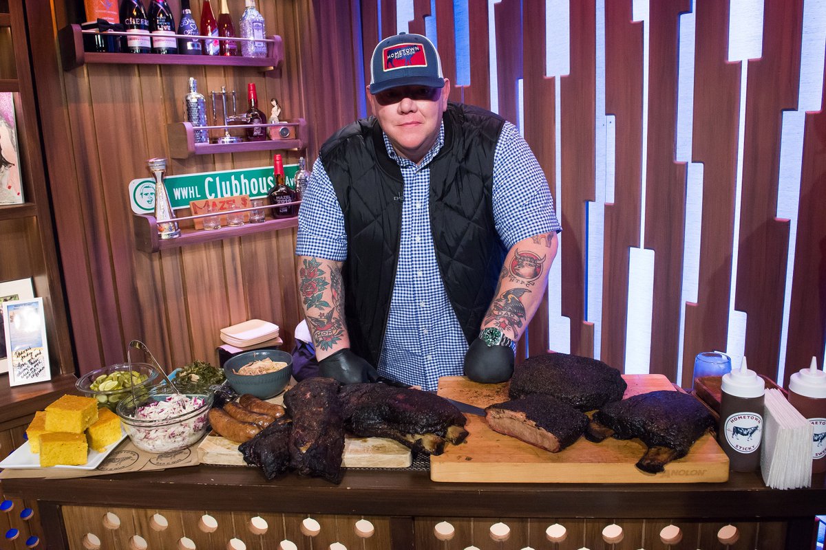 It’s a #WWHL Clubhouse Pre-#MemorialDay BBQ with our bartender from <a href="/bigbarbecue/">Big Apple Barbecue</a>!