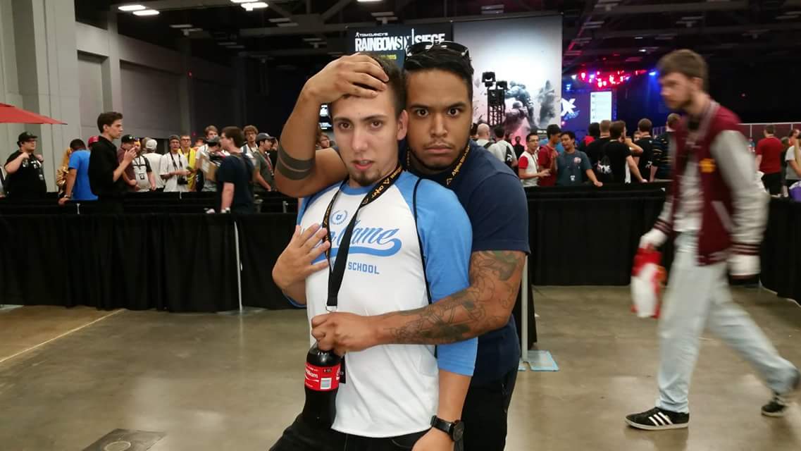 DrHairz's tweet photo. @RTXevent #tbt when I met all these awesome people during #rtx2015 and #rtx2014 can't wait for #rtx2016 https://t.co/P1Y1IM4su8
