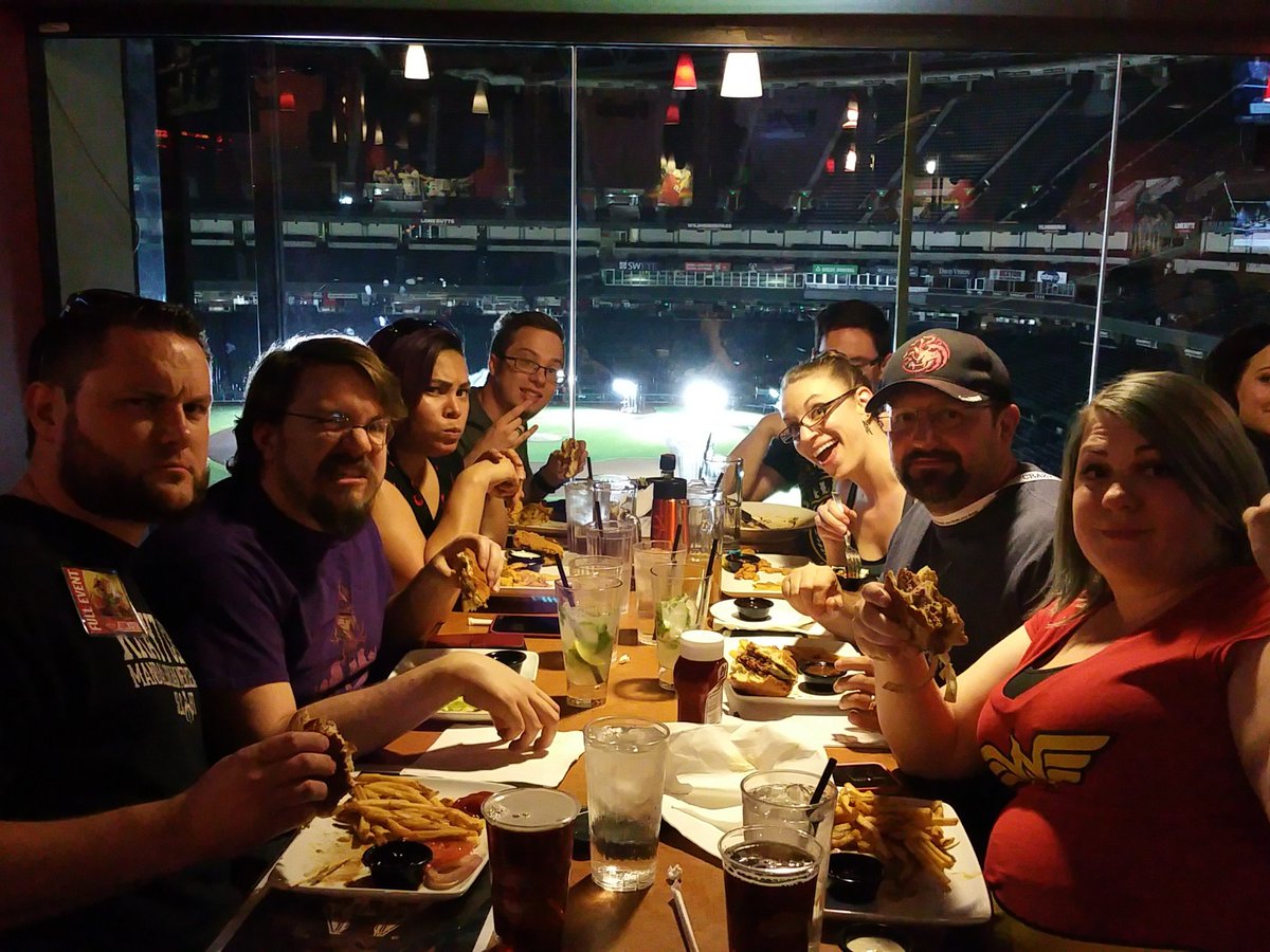 SVCMando's tweet image. SVC MANDO DINNER