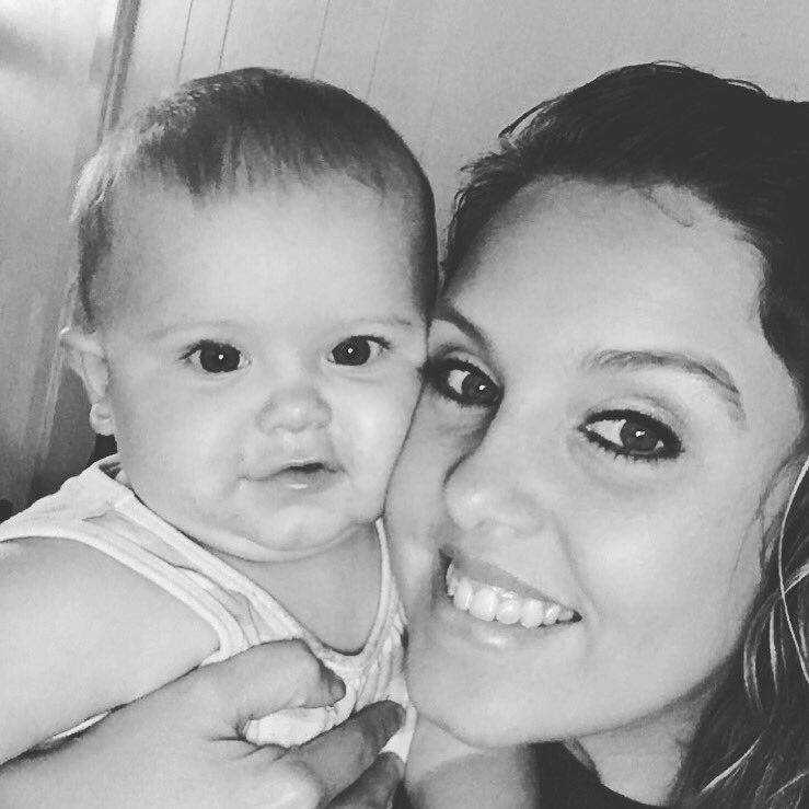 MrsQu88's tweet photo. #laurelkateq https://t.co/Z8L3rQv4o9