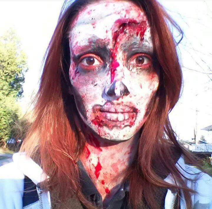 joooanyyy's tweet photo. #zombie #horror #halloween #blood #nice #makeup https://t.co/yq8IKOK1Nc