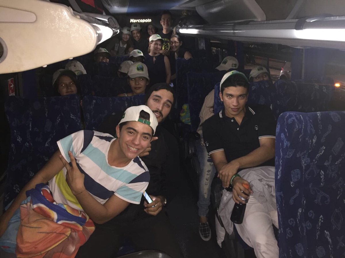 martincarvaja65's tweet photo. Nuestra delegación de Jóvenes de Ambiente rumbo a FIMA @MinAmbienteCo @LuisGMurillo @luisgiraldof @DidierTaveraA https://t.co/RK2okr0B5y