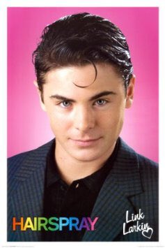 Get your vocal chords ready it's almost time to Sing A Long!!! "Me-me-me-me-me-me" #Hairspray #HacPac #ZacEfron