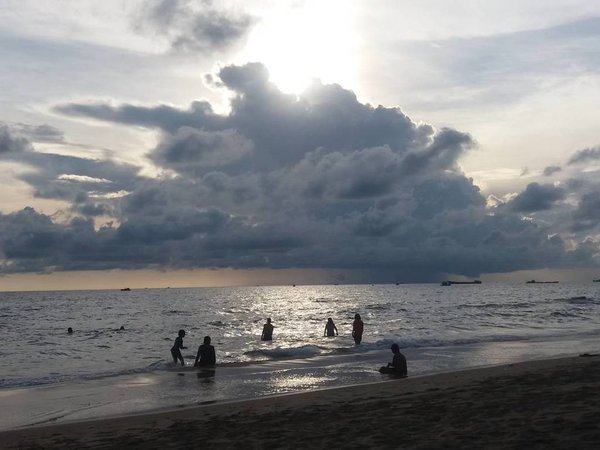 SystemsByBen's tweet photo. #PhuQuoc beach via @TaiPanTouristik #Vietnam #PhuQuocIsland #Vietnamese #VietnamTravel #VNtrip https://t.co/NGt4HsJmFb