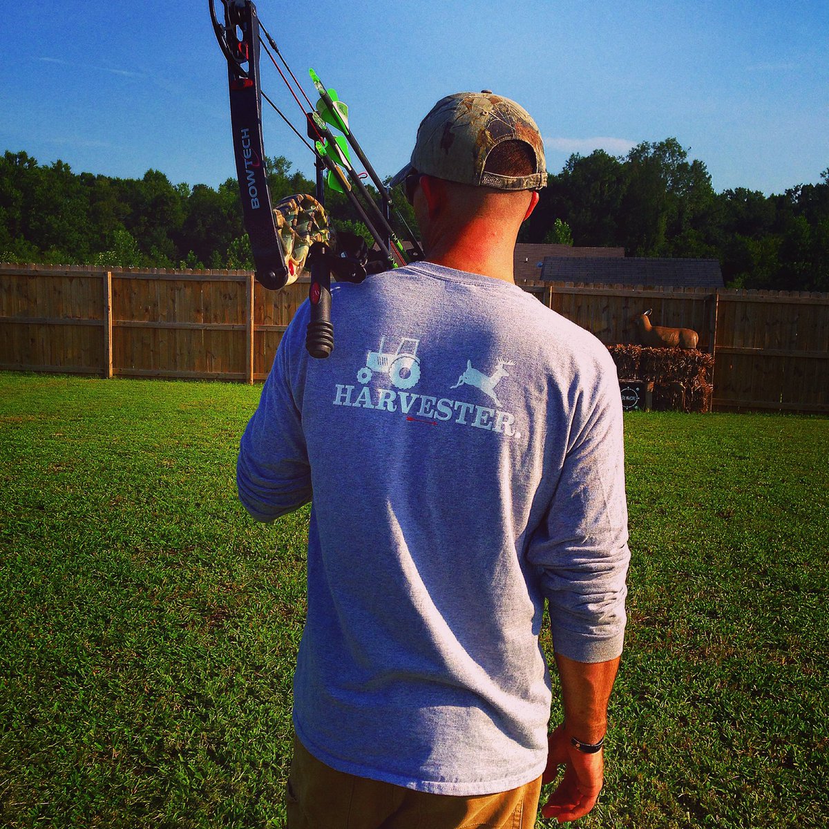 FulDrawSolution's tweet photo. Sometimes I wonder if my Bow is thinking about me too. #Archery #Hunting #Bowtech #reunitedsoon! https://t.co/bLMK3mkCv1