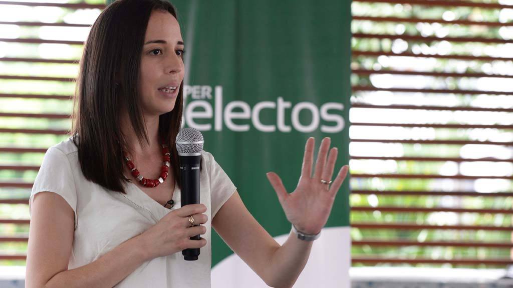 FUNDEMAS (@fundemas) on Twitter photo <a href="/superselectos/">Súper Selectos</a> y <a href="/TNS_SV/">TechnoServe SV</a> realizaron la 1º jornada de empoderamiento para 73 mujeres ow.ly/wTpZ300P1vb <a href="/superselectos/">Súper Selectos</a> y <a href="/TNS_SV/">TechnoServe SV</a> realizaron la 1º jornada de empoderamiento para 73 mujeres ow.ly/wTpZ300P1vb