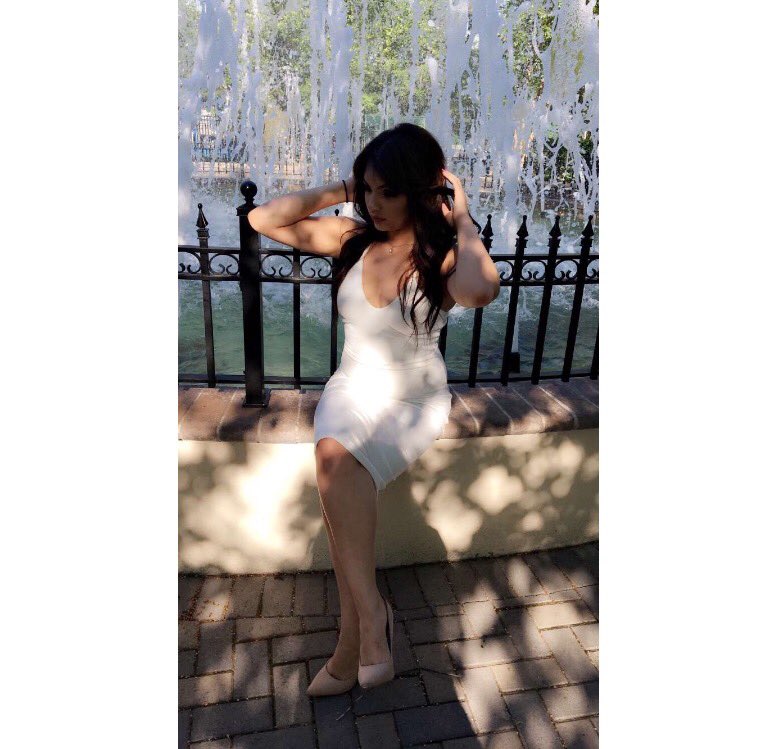 Krissy_Colonxo's tweet image. Banquet #class2k16 💋