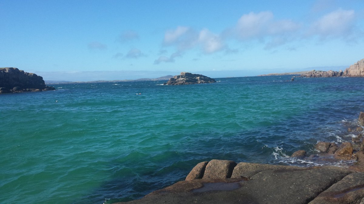 Moira_ie's tweet photo. You could mistake it for the Med! But this is #Donegal! Adventure capital of #Ireland! https://t.co/A815lCjABA