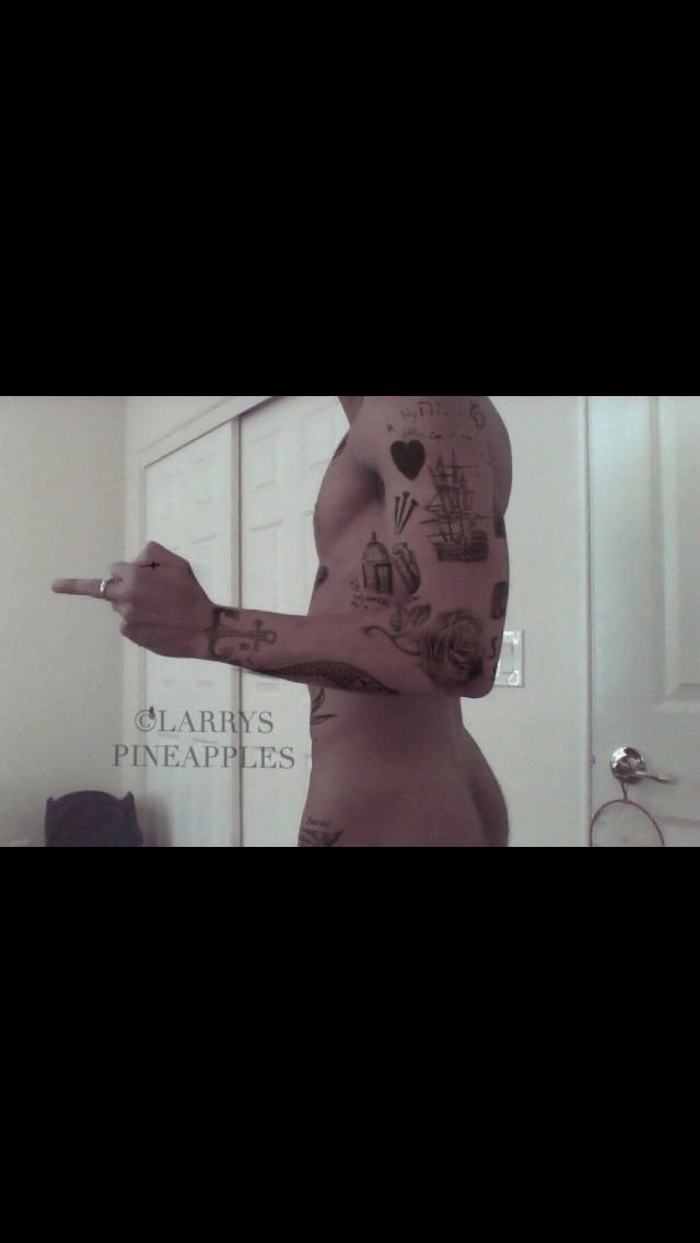 Just like his husband🖕🏻