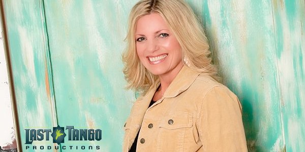 Listen live to Joan Kennedy in studio at 8:30am ADT tomorrow on @CountryKHJ!