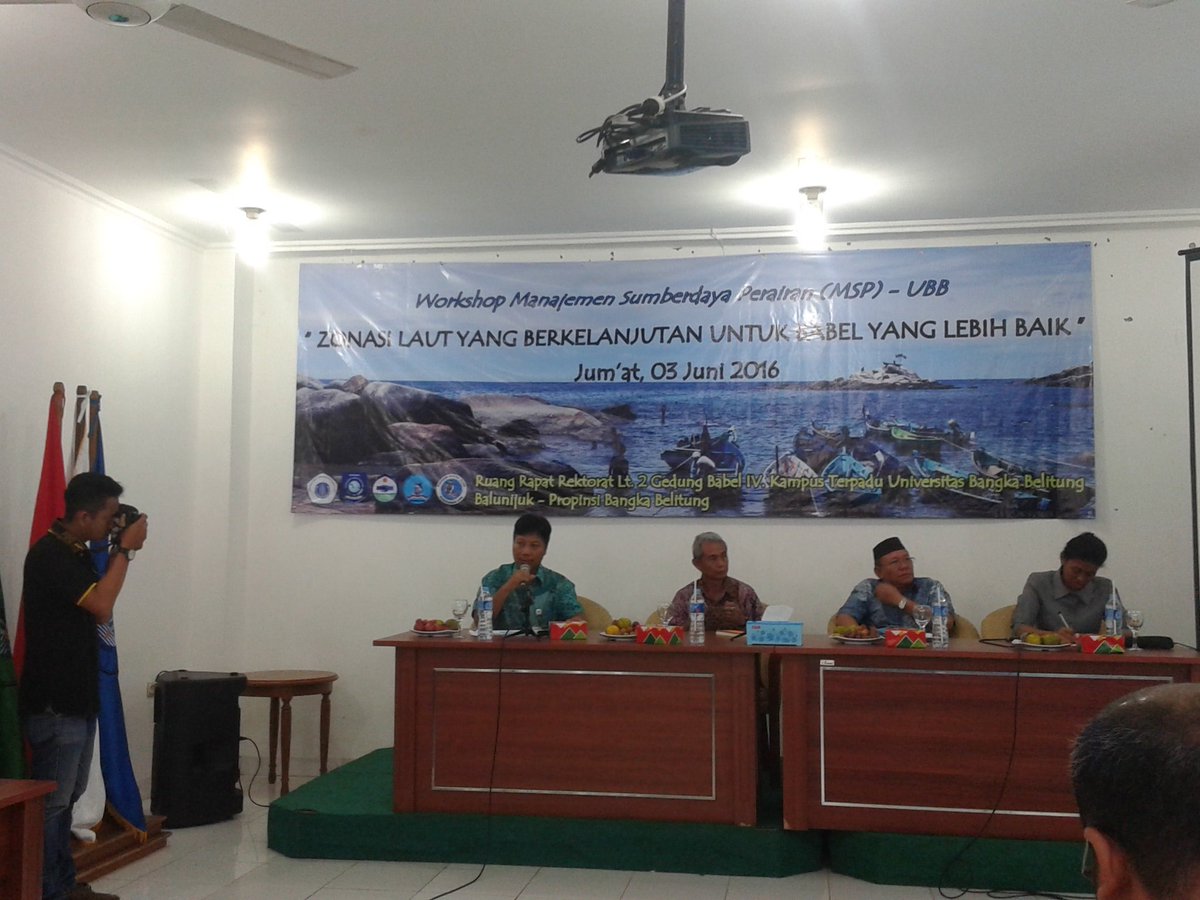 Workshop MSP - UBB, Pemateri : Bapak Rusli Haidir (BAPPEDA),  Kristian Lizar (DKP) da Prof.Agus (Marine Geographic)