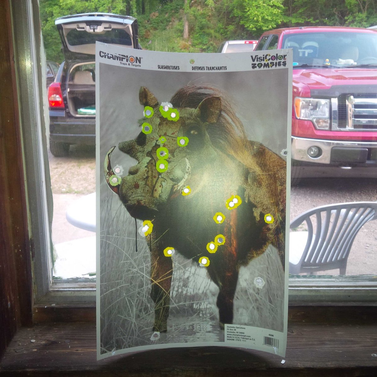 thebeastbear's tweet photo. 44 Rem mag fun at 75 yards tonight hand gun https://t.co/6NKNpoYTsi